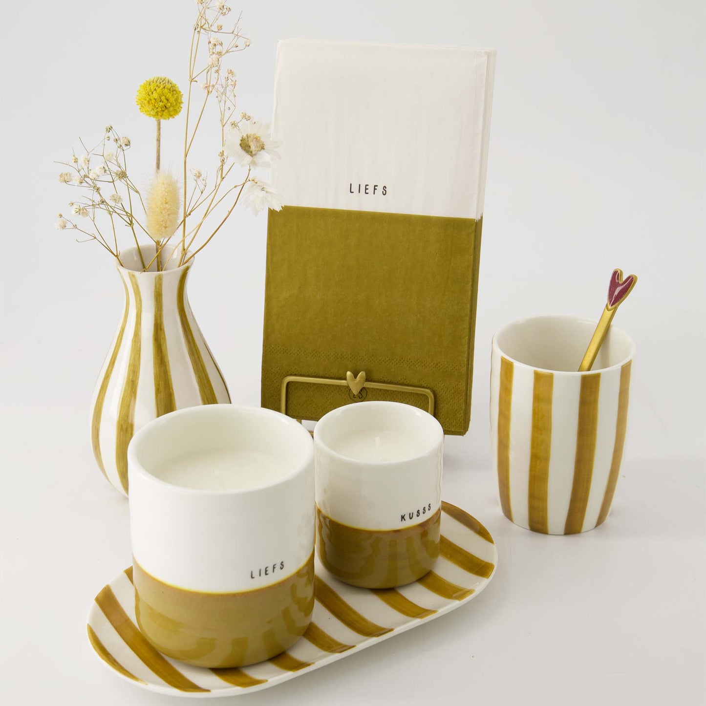 Zusss Geurkaars reactive glaze ‘Kusss’ Honing