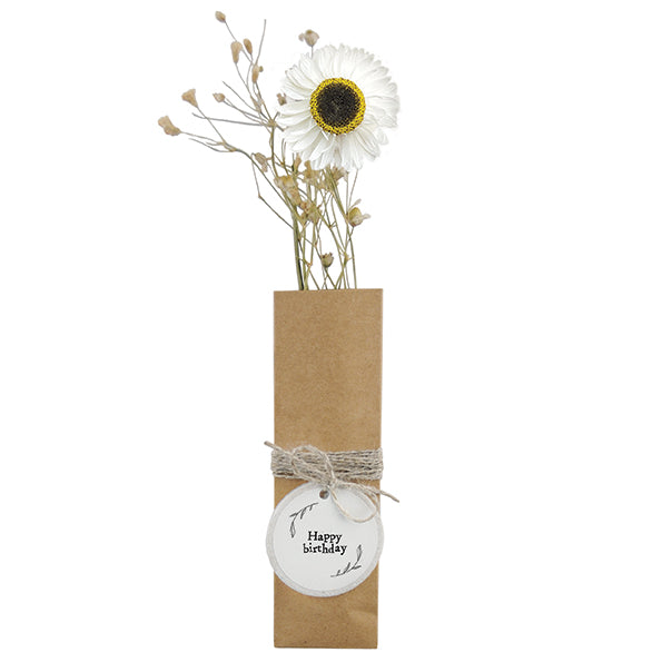 East of India Kraft zakje met droogbloemen "Happy birthday"