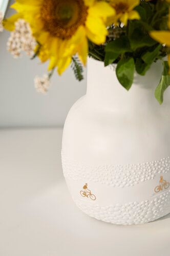 Räder Vaas 'Ride through the field of flowers'