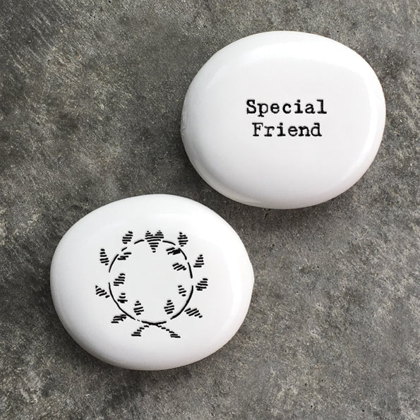 East of India Porseleinen steentje 'Special friend'