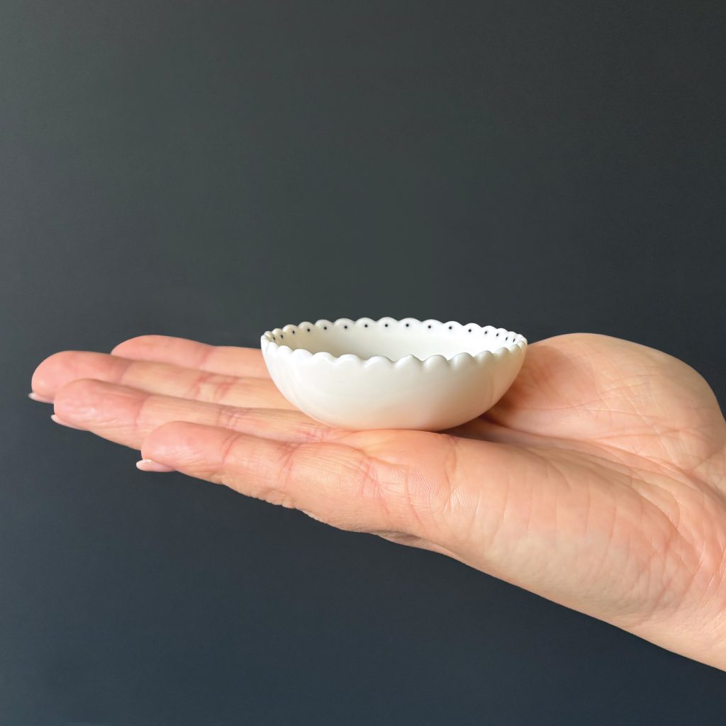 East of India - Kom 'Lovely friend'