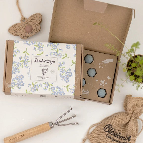 Blossombs Gift Box Small "Denk aan je" met 7 Vergeet-me-niet Mix Zaadbommetjes