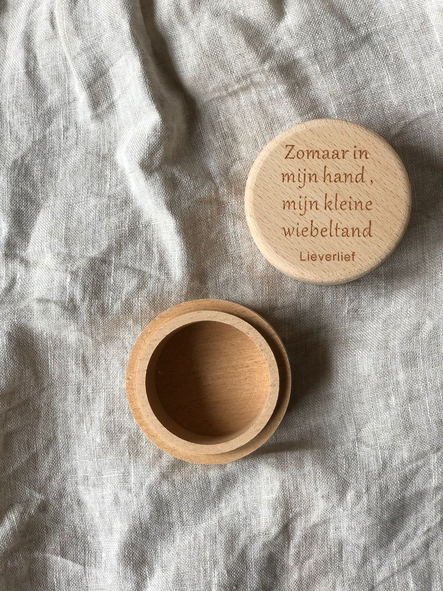 Lieverlief Houten tandendoosje