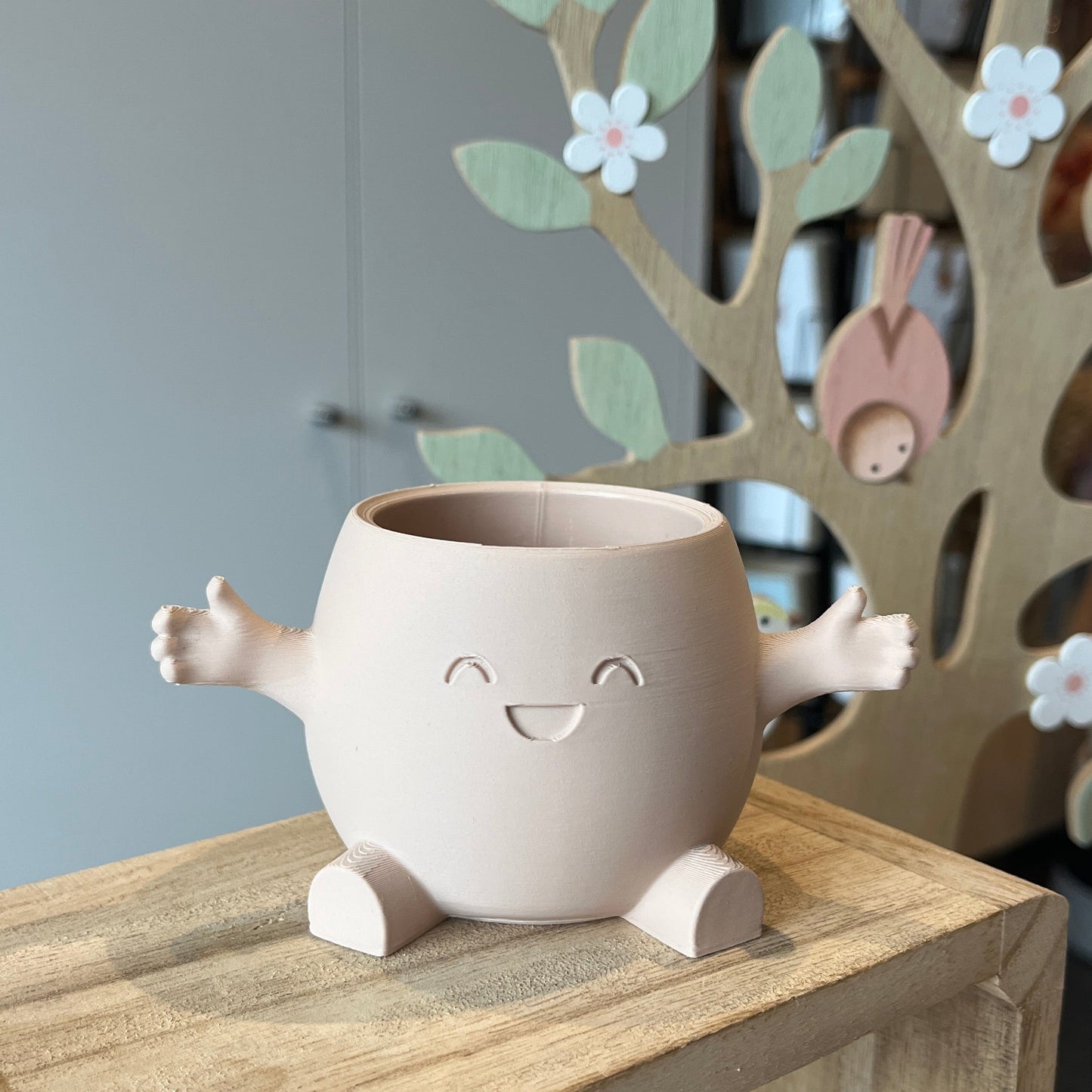 Thieu Lab 'Cozy vriendje Happy Hug' - klein - army beige