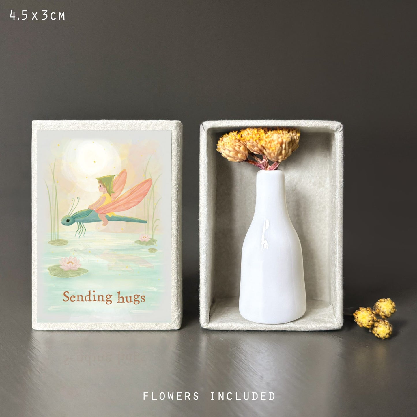 East of India Droogbloemen Matchbox 'Hugs'