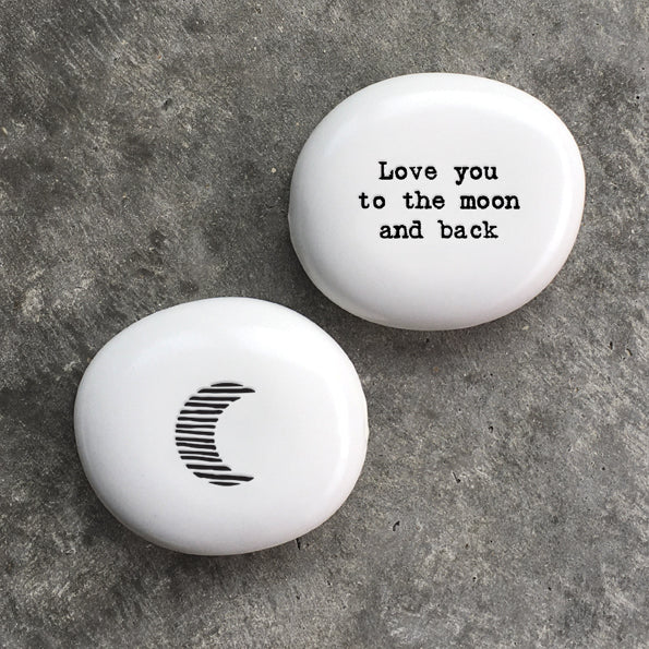 East of India Porseleinen steentje 'To the moon and back'