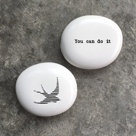 East of India Porseleinen steentje 'You can do it'