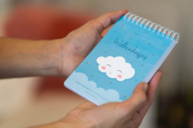 Vlinderkusje Gedichtenbundel 'Wolkenkusjes'