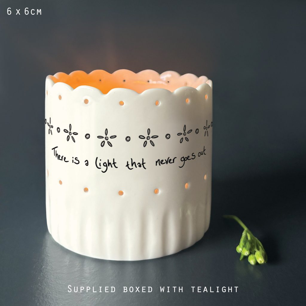 East of India - Scallop tea light holder 'Light'