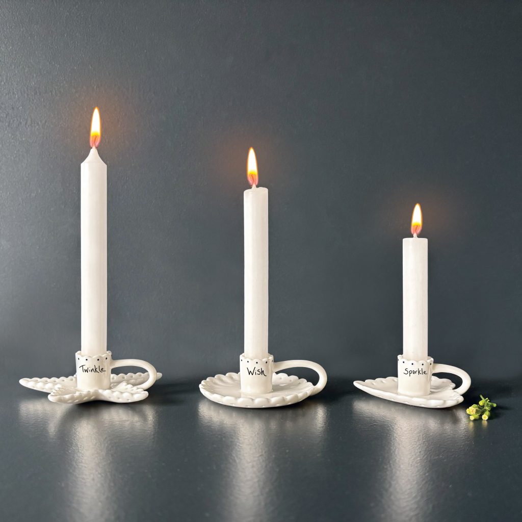 East of India - Scallop candle holder 'Wish'