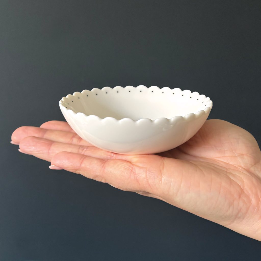 East of India - Kom 'Happiness'