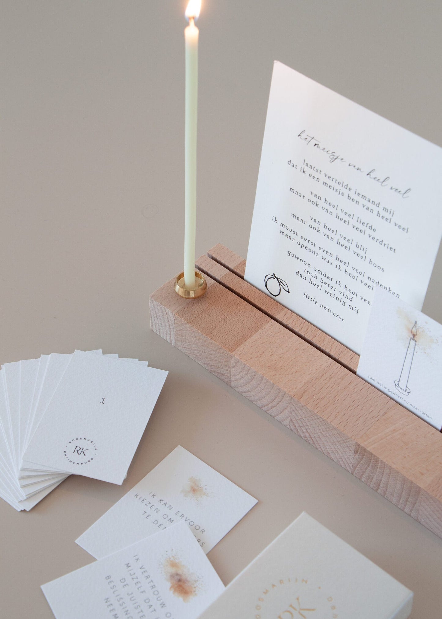 Roosmarijn Hold It + Mindful