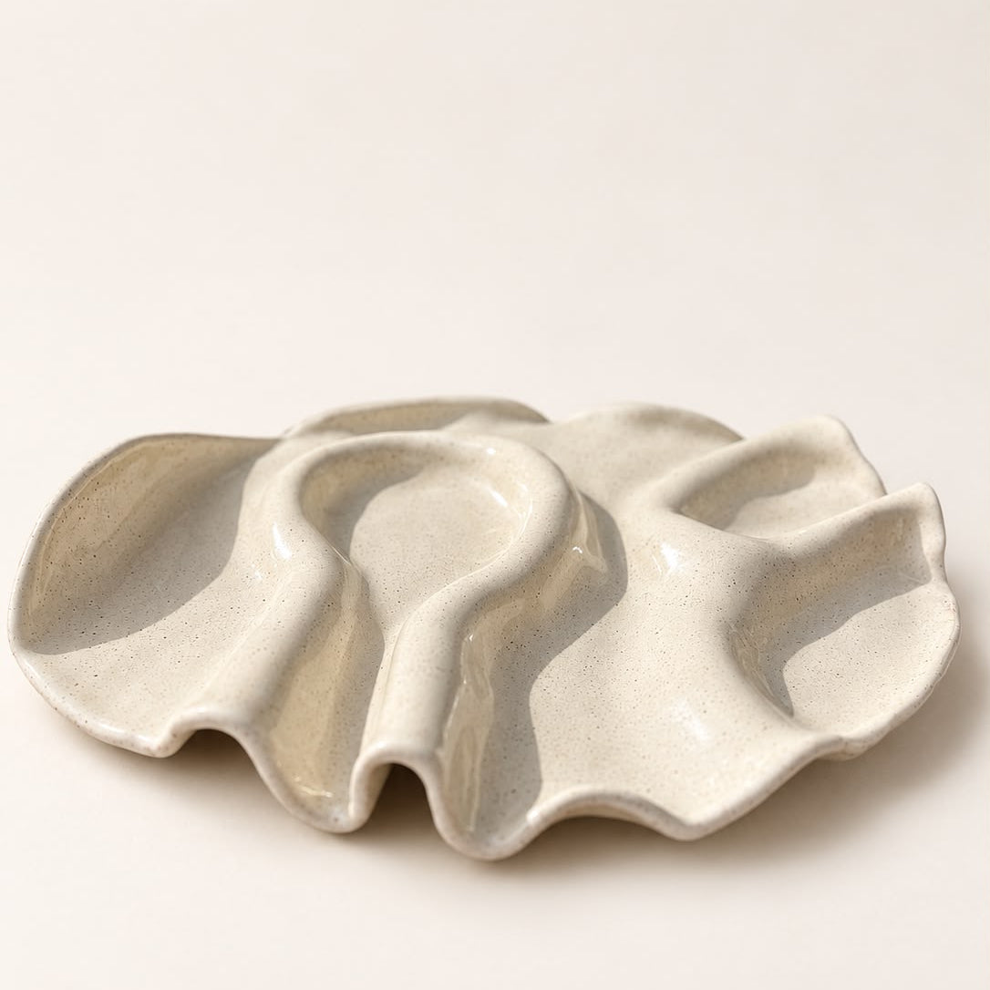 Handgemaakte kleurrijke tapasplank - Speckle Cream