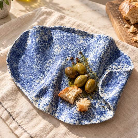 Handgemaakte kleurrijke tapasplank - Blue Speckle