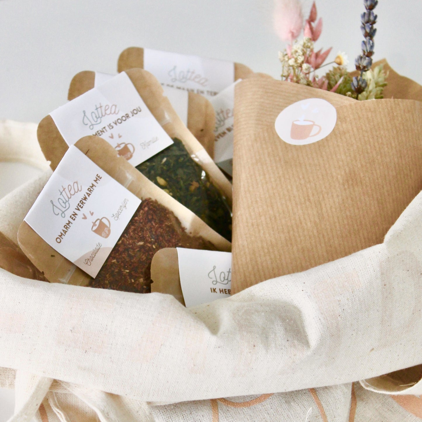 Thee Giftbox Deluxe 'Gevuld met Liefde'